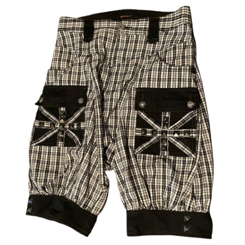 Unidentified pants from Algonquins.